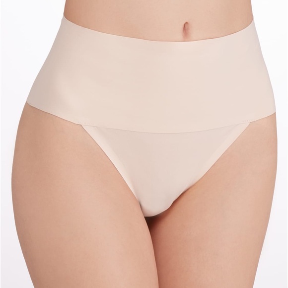 Spanx high rise undie tec-table thong - Picture 1 of 4